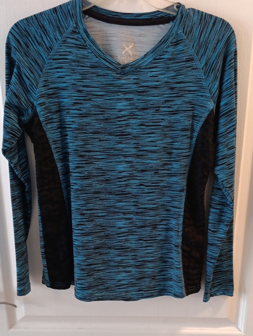 C9 by Champion Women's Blue/Black V-Neck Active Top